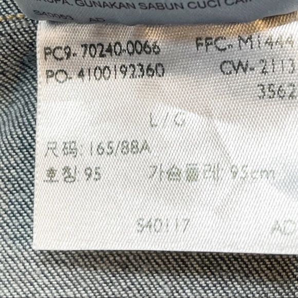 LEVI’S Women's EX-BOYFRIEND Denim TRUCKER Jacket - Picture 10 of 10